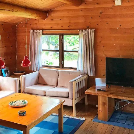 Two-bedroom Holiday In 11 *