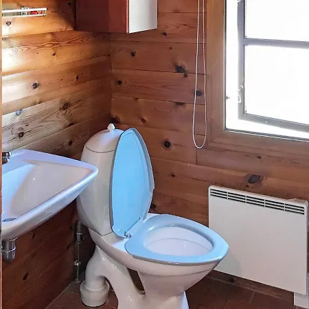 Vakantiehuis Two-bedroom Holiday In 11 Laeso