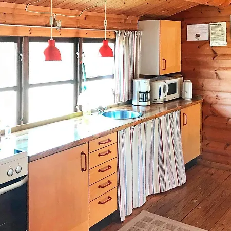 Two-bedroom Holiday In 11 * Laeso